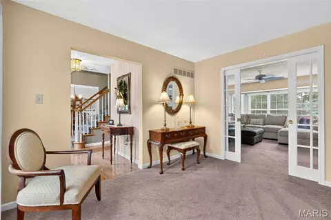 Entry Way - 307 Camilla Dr, O'fallon, MO 63366 photo 2 of 2