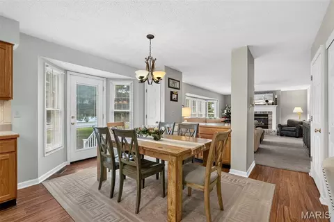 Dining - 307 Camilla Dr, O'fallon, MO 63366 photo 5 of 5