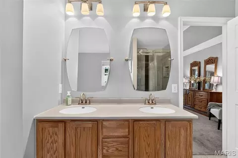 Bath - 307 Camilla Dr, O'fallon, MO 63366 photo 3 of 4