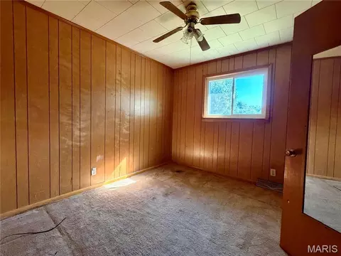 Bedroom - 405 N Walker Ave, Gideon, MO 63848 photo 1 of 5