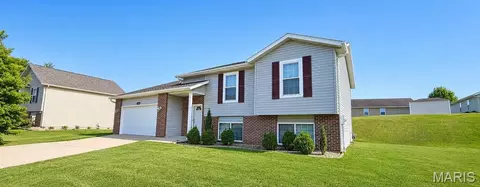 639 Olivia Dr, Cape Girardeau, MO 63701