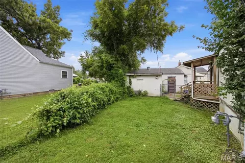 Exterior - Undisclosed, Pacific, MO 63069 photo 9 of 14