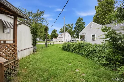 Exterior - Undisclosed, Pacific, MO 63069 photo 10 of 14