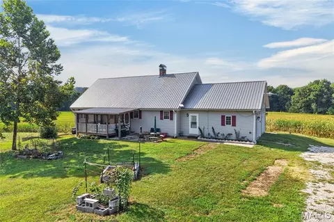 23347 S Highway 7, Richland, MO 65556
