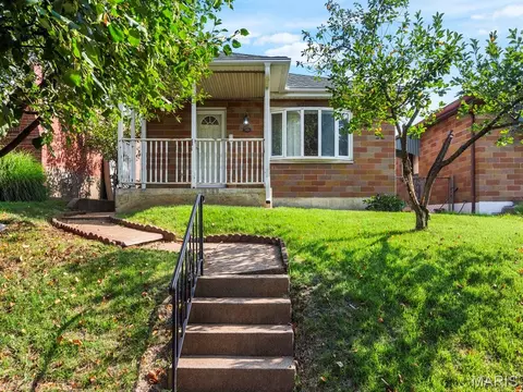 Exterior - 3909 Eiler St, Saint Louis, MO 63116 photo 3 of 12