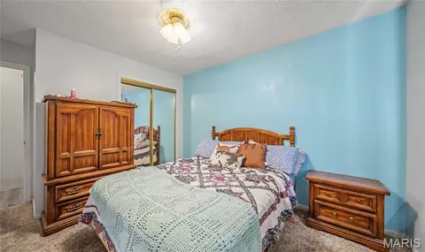 Bedroom - 123 Phoenix Ave, Saint Robert, MO 65584 photo 4 of 7