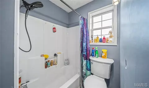 Bath - 123 Phoenix Ave, Saint Robert, MO 65584 photo 1 of 1