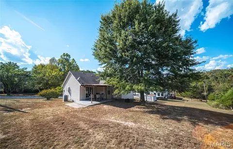 Exterior - 123 Phoenix Ave, Saint Robert, MO 65584 photo 4 of 11