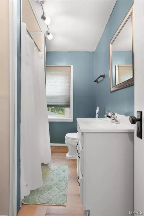 Bath - 1165 Moselle Rd, Saint Clair, MO 63077 photo 2 of 3