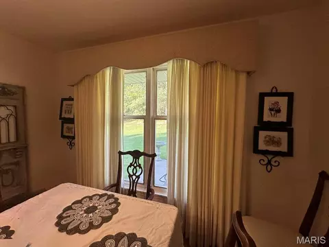 Dining - 705 Saddle Spur Rd, Dexter, MO 63841 photo 1 of 1