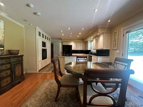 Dining - 705 Saddle Spur Rd, Dexter, MO 63841 photo 2 of 2
