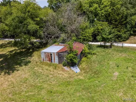 Exterior - 160 Hickory Ln, Eolia, MO 63344 photo 8 of 19