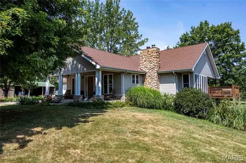 Exterior - 160 Hickory Ln, Eolia, MO 63344 photo 1 of 19