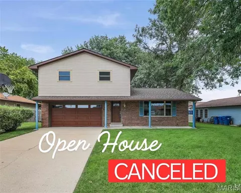 410 N 9th St, New Baden, IL 62265