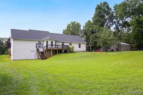 Exterior - 329 Meadow St, Gerald, MO 63037 photo 3 of 6