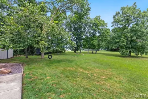 Exterior - 329 Meadow St, Gerald, MO 63037 photo 5 of 6