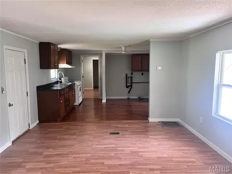 Living - 3867 Flucom Rd, De Soto, MO 63020 photo 4 of 5