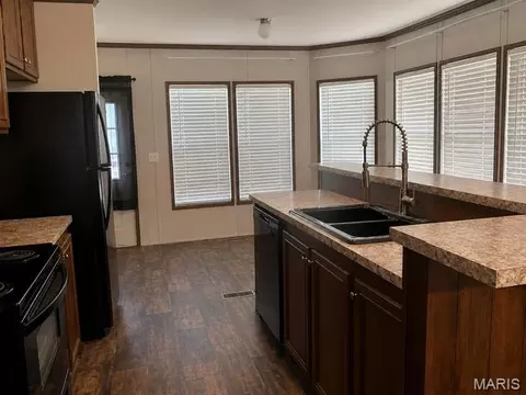 Kitchen - 104 Cherry St, Risco, MO 63874 photo 2 of 2
