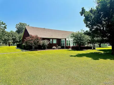 Exterior - 1311 Sidney St, Malden, MO 63863 photo 4 of 5