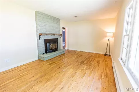 Living - 102 Poe Dr, Rolla, MO 65401 photo 1 of 11