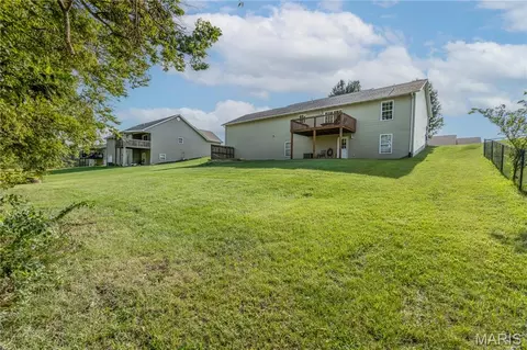 Exterior - 467 Oak Meadow Dr, Jackson, MO 63755 photo 4 of 5