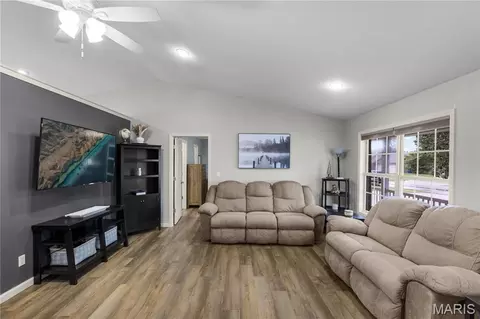 Living - 467 Oak Meadow Dr, Jackson, MO 63755 photo 1 of 1