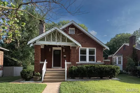 8126 Madison Ave, Vinita Park, MO 63114