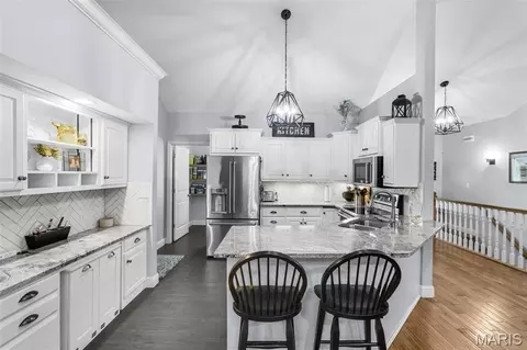 Kitchen - 125 Tumbleweed Pass, Jackson, MO 63755 photo 1 of 4