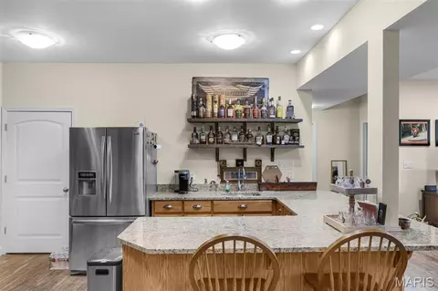 Kitchen - 125 Tumbleweed Pass, Jackson, MO 63755 photo 4 of 4