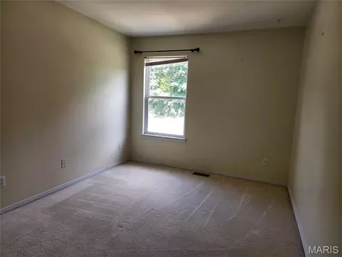 Bedroom - 321 Heritage Commons Cir, O'fallon, MO 63368 photo 3 of 4