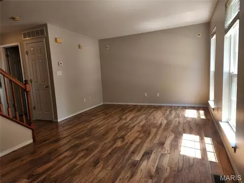 Living - 321 Heritage Commons Cir, O'fallon, MO 63368 photo 1 of 2