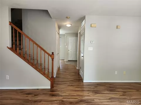 Entry Way - 321 Heritage Commons Cir, O'fallon, MO 63368 photo 2 of 2