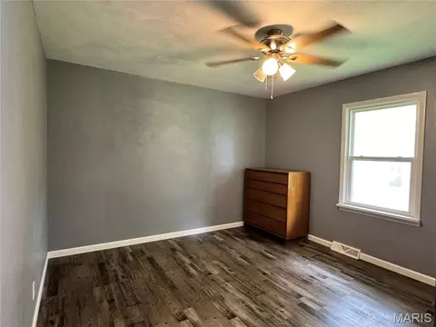 Bedroom - 641 S Walnut St, Gerald, MO 63037 photo 3 of 3