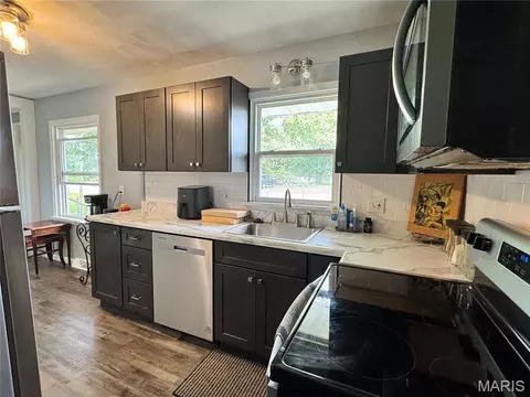 Kitchen - 641 S Walnut St, Gerald, MO 63037 photo 4 of 6
