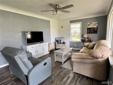 Living - 641 S Walnut St, Gerald, MO 63037 photo 2 of 2