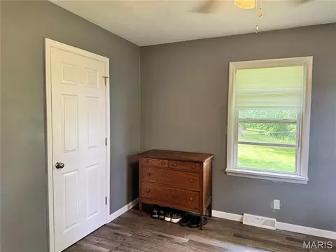 Bedroom - 641 S Walnut St, Gerald, MO 63037 photo 2 of 3
