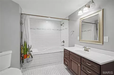 Bath - 3159 Wheeling Dr, Saint Charles, MO 63301 photo 3 of 3