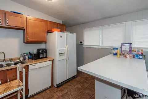 Kitchen - 6563 January Ave, Berkeley, MO 63134 photo 2 of 3
