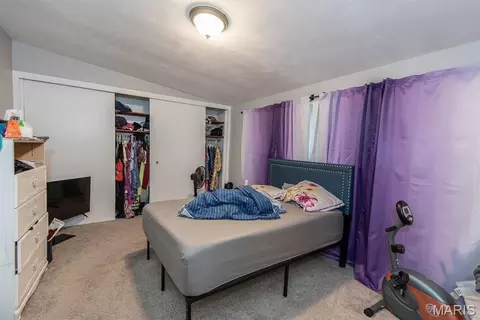 Bedroom - 6563 January Ave, Berkeley, MO 63134 photo 12 of 15