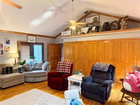 Other - 200 E Boone St, Salem, IL 62881 photo 8 of 14