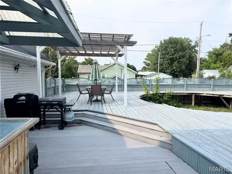 Exterior - 200 E Boone St, Salem, IL 62881 photo 6 of 8