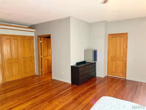 Bedroom - 200 E Boone St, Salem, IL 62881 photo 6 of 6