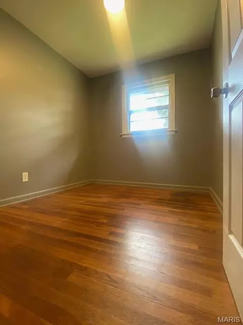 Bedroom - 39 Bayview Dr, Ferguson, MO 63135 photo 3 of 3