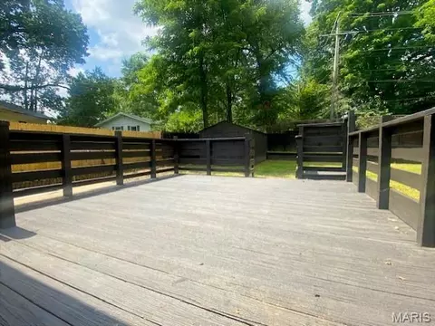 Exterior - 39 Bayview Dr, Ferguson, MO 63135 photo 2 of 2