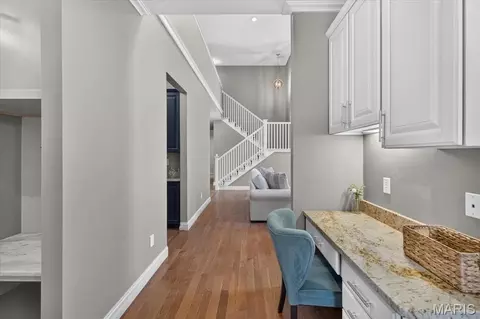 Entry Way - 207 Irish Hound Dr, O'fallon, MO 63368 photo 3 of 5