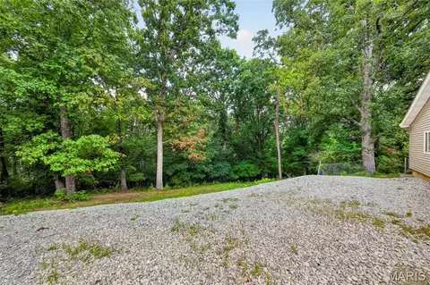 Exterior - 2300 Darla Dr, High Ridge, MO 63049 photo 6 of 13