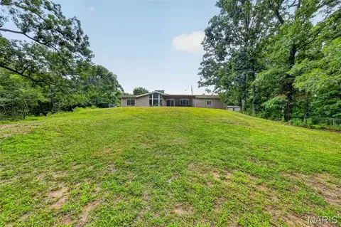 Exterior - 2300 Darla Dr, High Ridge, MO 63049 photo 8 of 13