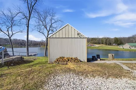 Exterior - 1387 Hartshorn Rd, Hermann, MO 65041 photo 7 of 11