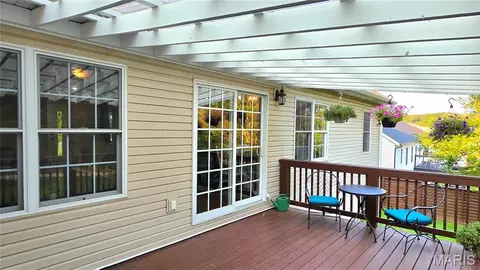 Exterior - 1418 Overland Dr, Rolla, MO 65401 photo 3 of 10