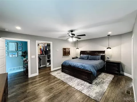 Bedroom - 1521 Frank St, Hannibal, MO 63401 photo 2 of 5